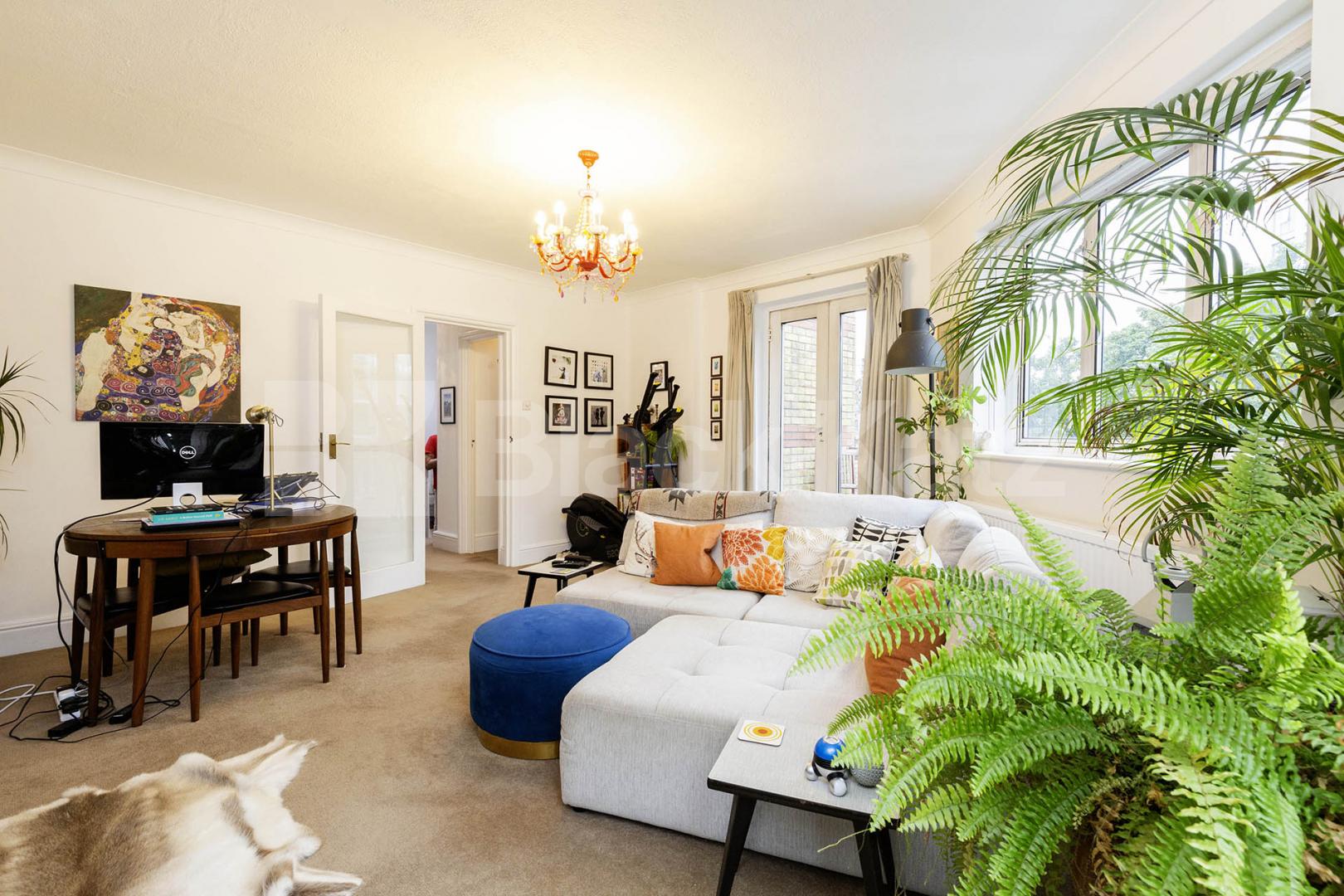 Arranged over two floors and overlooking the Regents Canal  Baring Street, Shoreditch Park